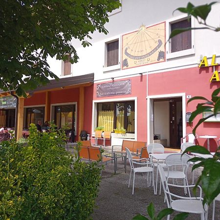 Albergo Alla Posta Anduins Екстериор снимка
