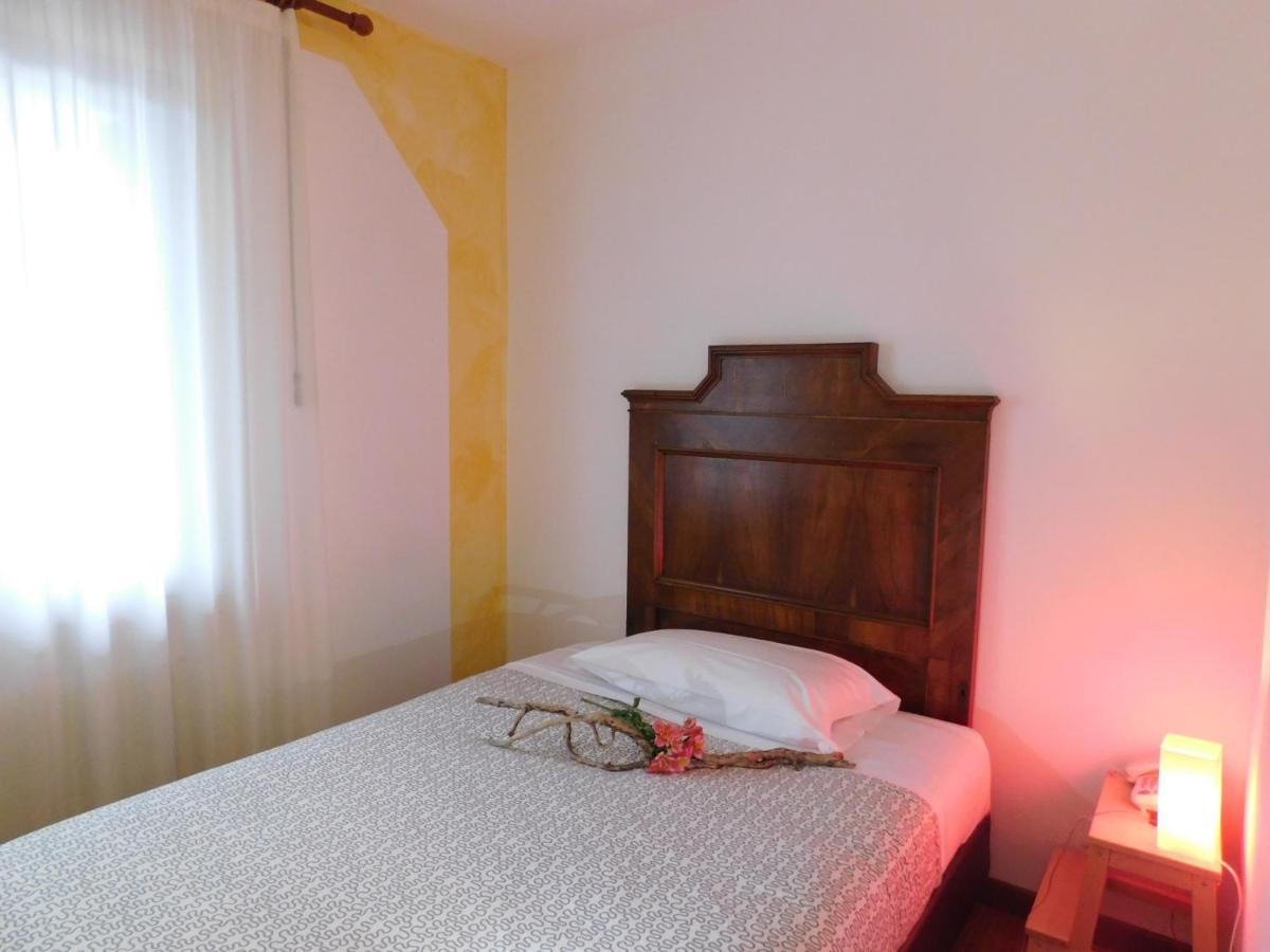 Albergo Alla Posta Anduins Екстериор снимка